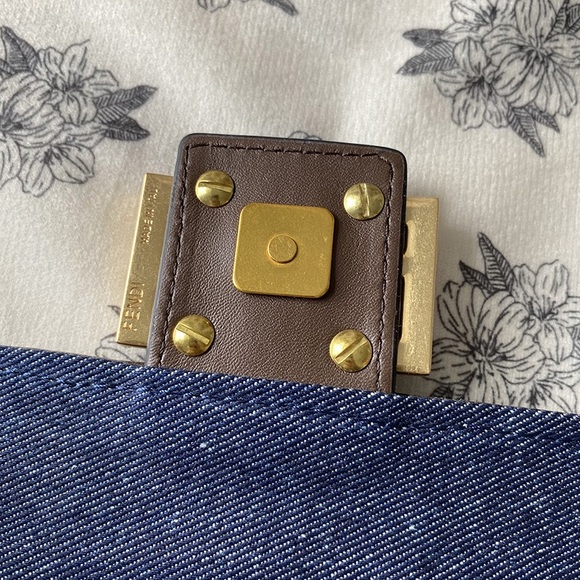 Fendi Baguette Series Denim Ff Embossed Baguette Bag - Picture 5 of 11